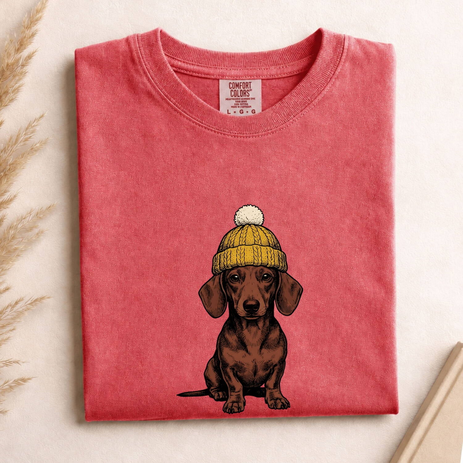 Dachshund Shirt for Women – Retro Sketch Wool Hat Wiener Dog Doodle Graphic Tee