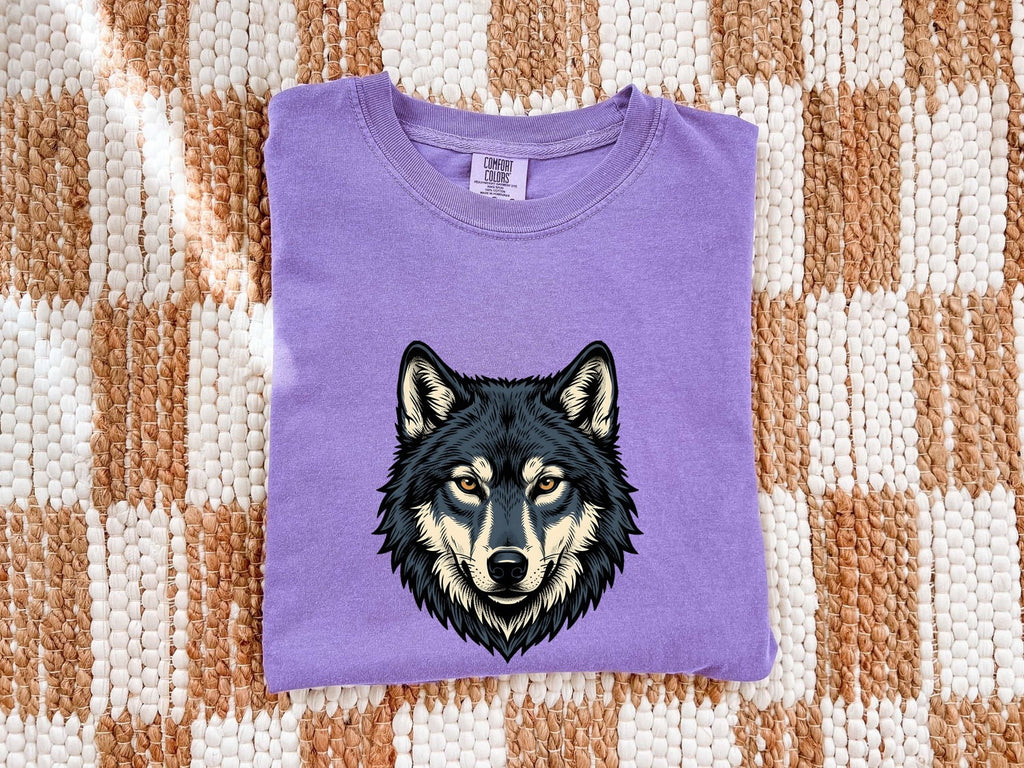 Wolf Head Shirt for Women – Modern Old School Animal Illustration Graphic Tee