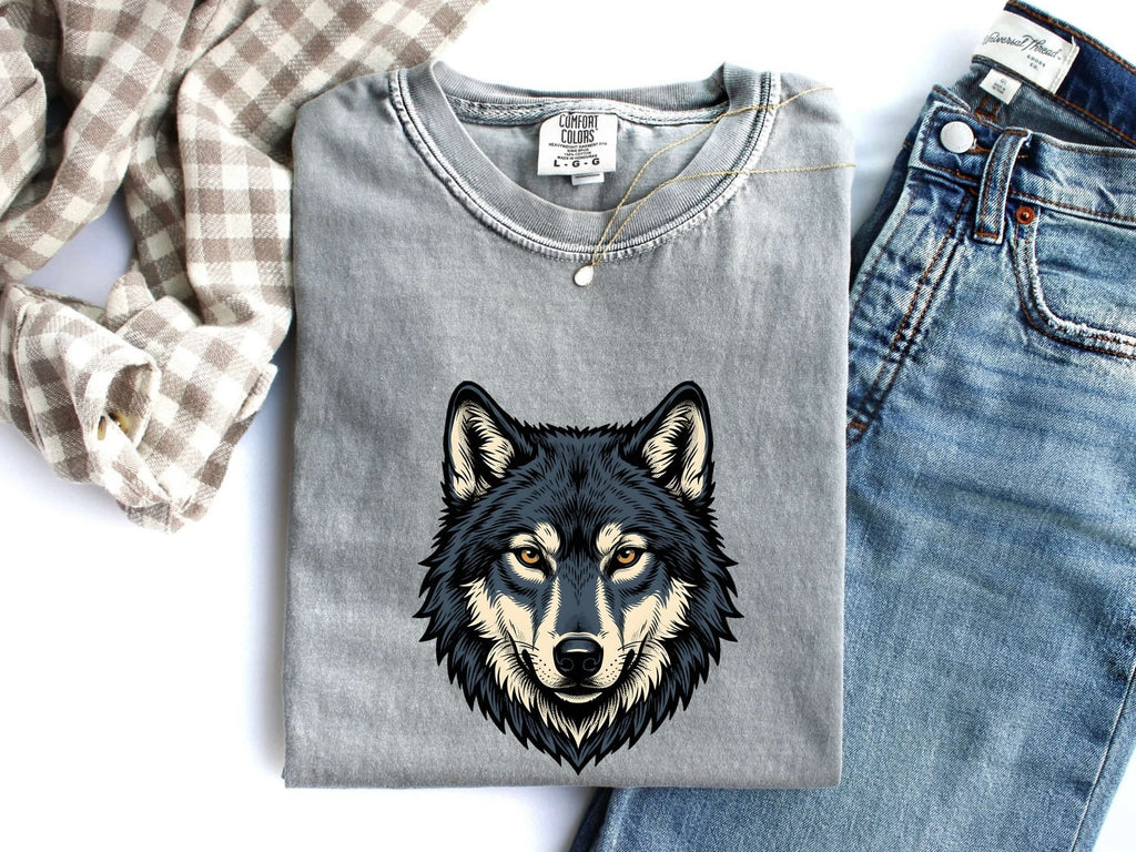 Wolf Head Shirt for Women – Modern Old School Animal Illustration Graphic Tee