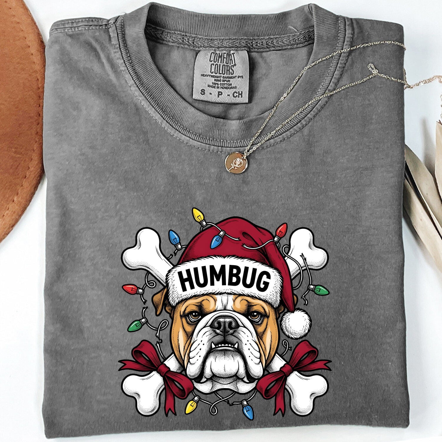 Christmas Bulldog Shirt for Women – Funny Santa Hat Cartoon Dog Graphic Tee