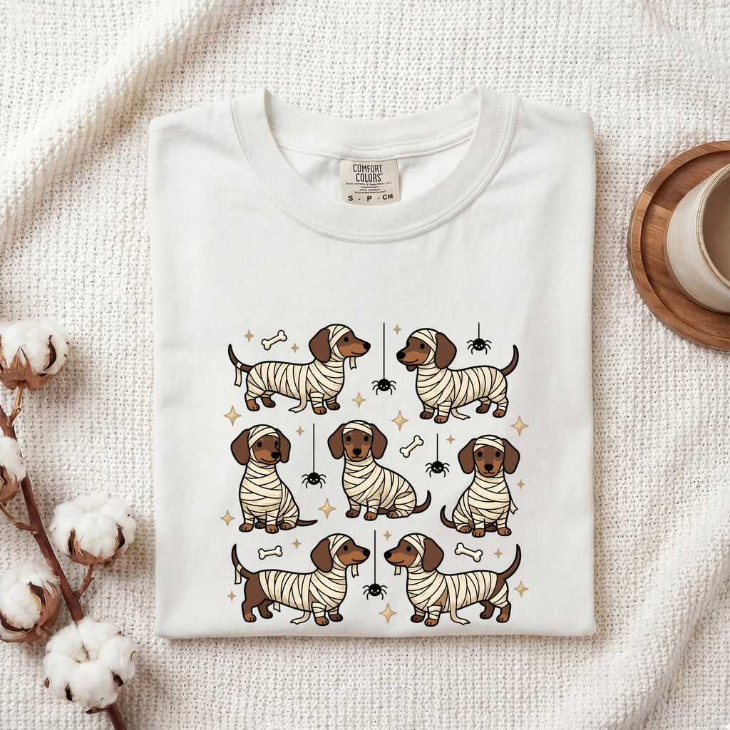 Halloween Dachshund Shirt for Women – Autumn Hand Drawn Wiener Dog Mama Graphic Tee
