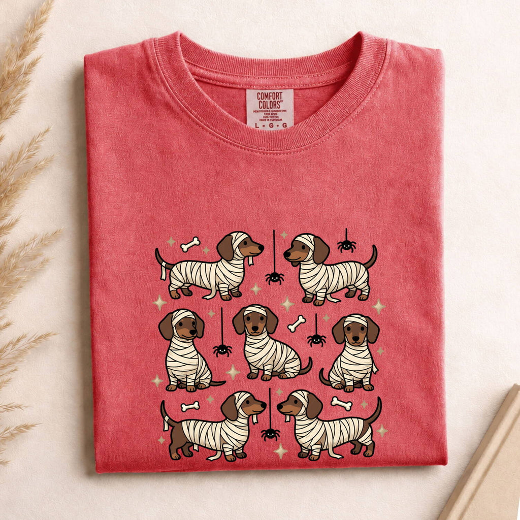 Halloween Dachshund Shirt for Women – Autumn Hand Drawn Wiener Dog Mama Graphic Tee