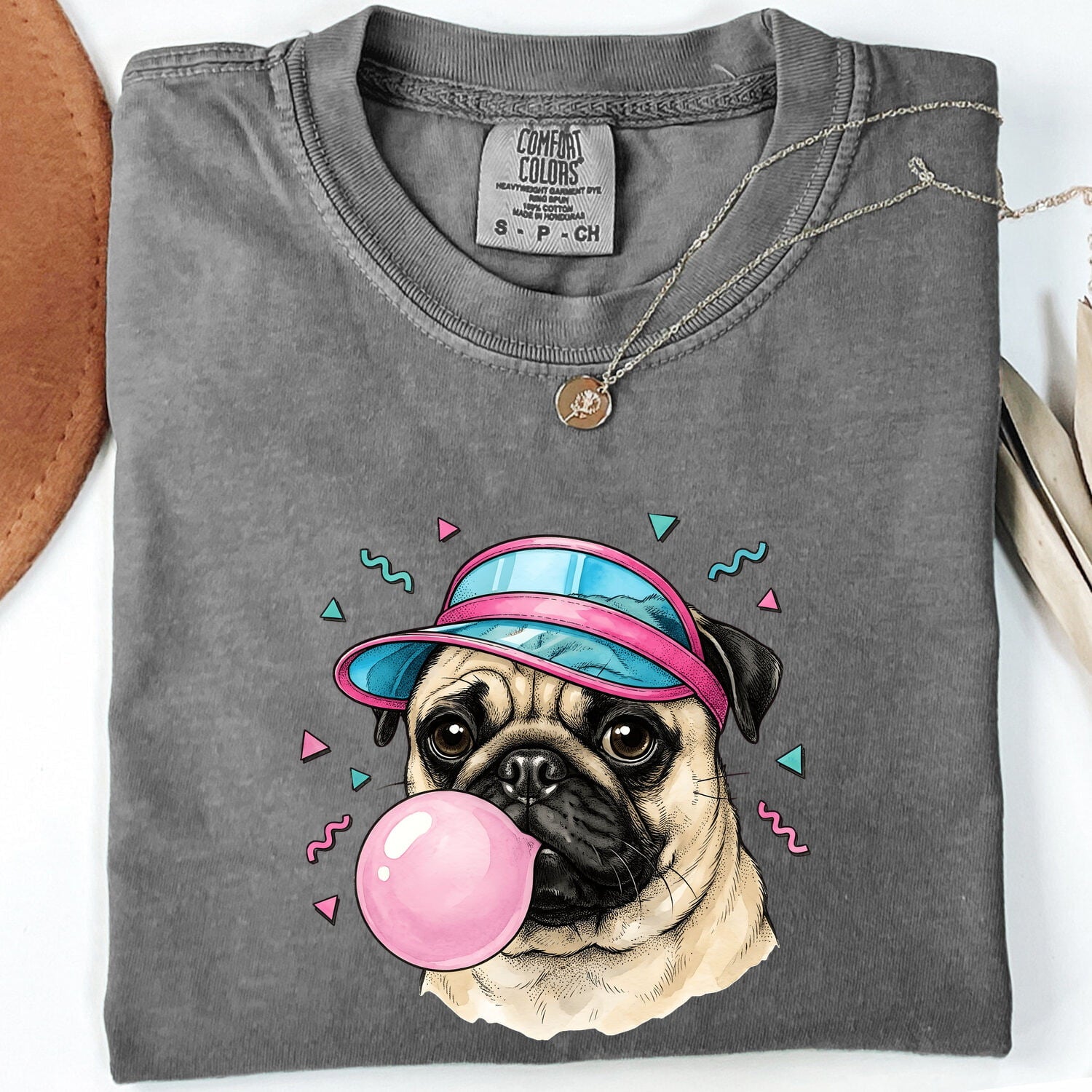 Pug Shirt for Women – Funny Vintage Comic Chewing Gum Cartoon Dog Graphic Tee