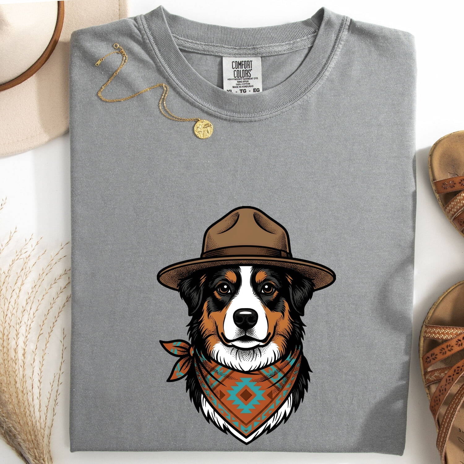 Cowboy Dog Shirt for Women – Vintage Retro Boho Bandana Rodeo Western Graphic Tee