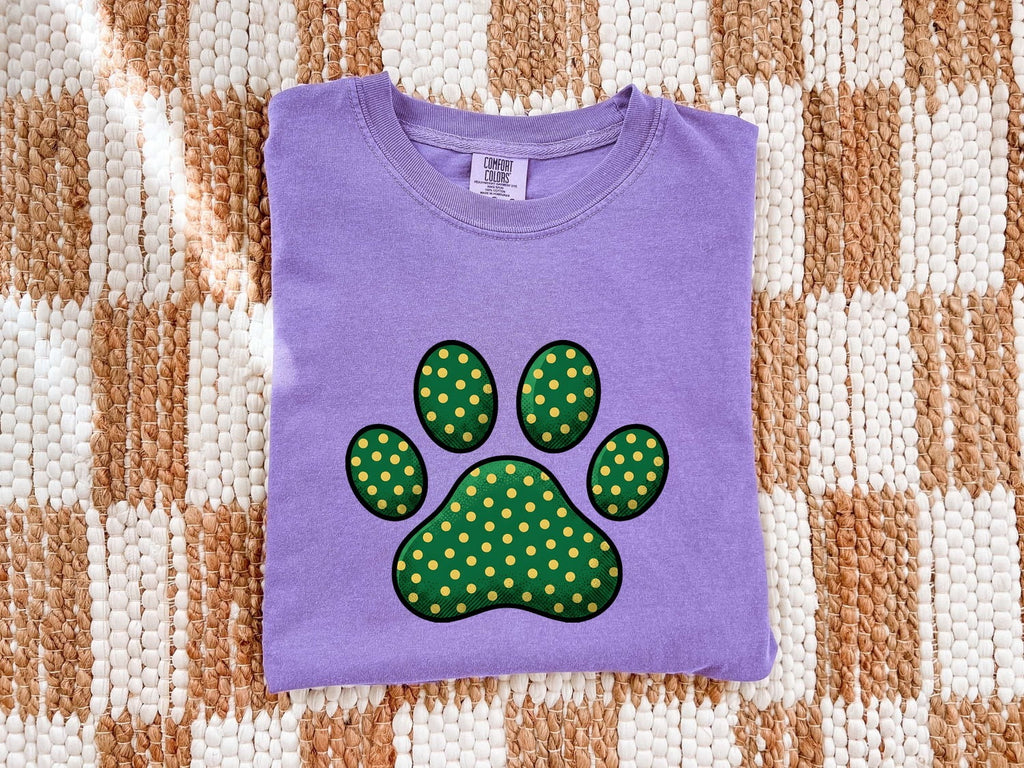 St. Patrick's Day Cat Shirt for Women – Hand Drawn Paw Print Shamrock Old School Graphic Tee