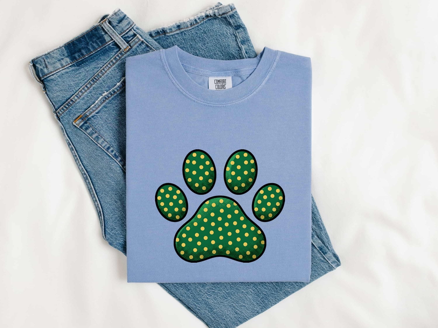 St. Patrick's Day Cat Shirt for Women – Hand Drawn Paw Print Shamrock Old School Graphic Tee