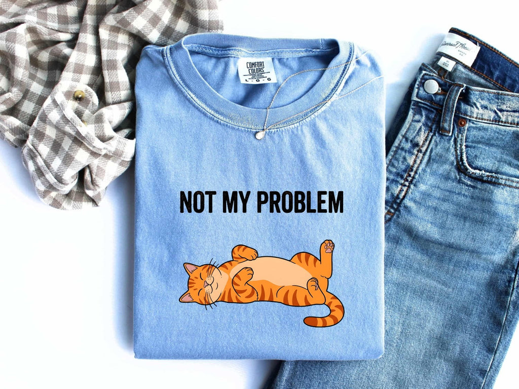Orange Tabby Cat Shirt for Women – Funny Minimalist Cartoon Relaxed Pose Graphic Tee