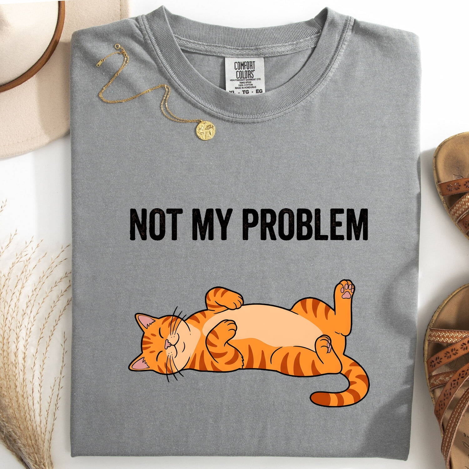 Orange Tabby Cat Shirt for Women – Funny Minimalist Cartoon Relaxed Pose Graphic Tee