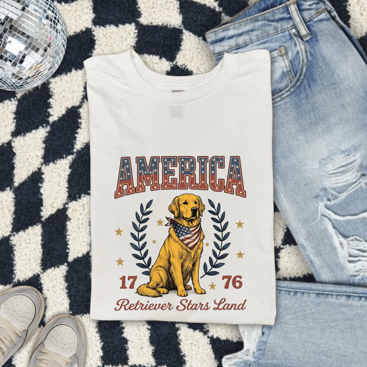 4th of July Golden Retriever Shirt for Women – Sketch Cartoon Crown Dog Graphic Tee