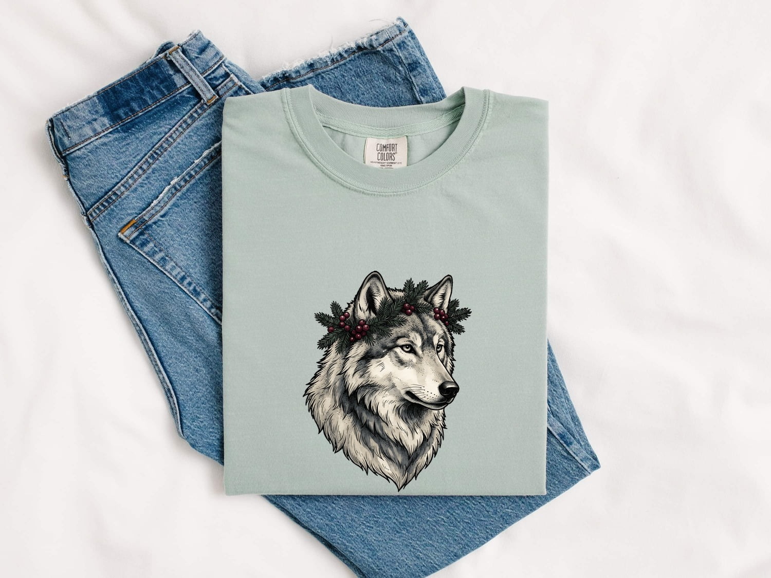 Christmas Wolf Shirt for Women – Line Art Wilderness Classic Fir Canine Graphic Tee
