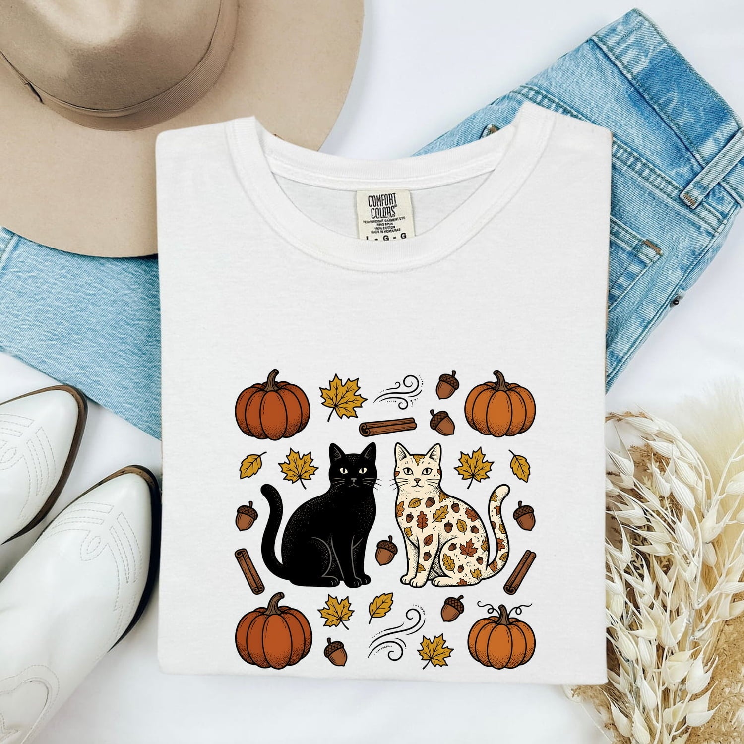 Fall Cat Shirt for Women – Retro Autumn Sketch Gourds Harvest Kitten Graphic Tee