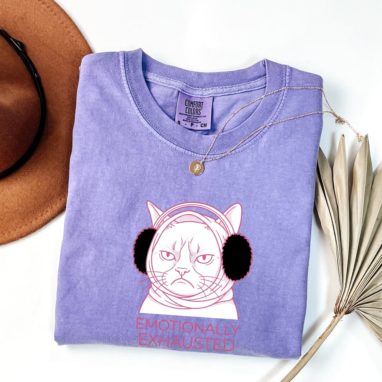 Annoyed Cat Shirt for Women – Funny Cartoon Contemporary Ear Warmers Kitty Graphic Tee