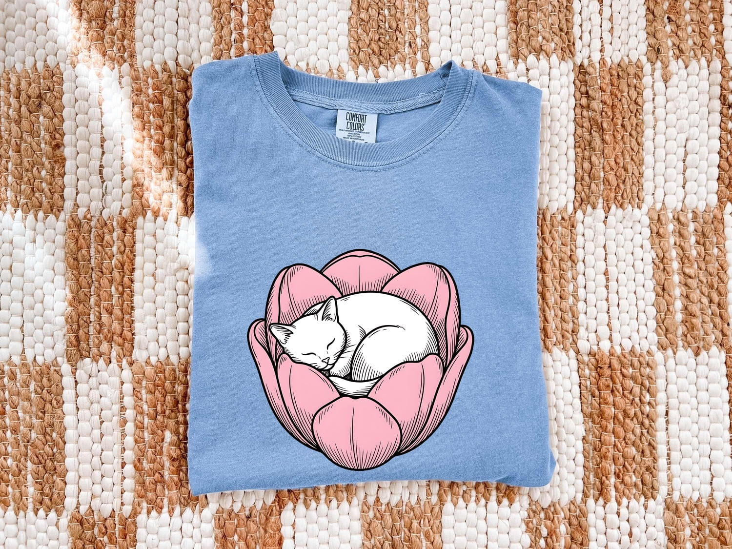 Snoozing Cat Shirt for Women – Sleek Blossom Nature Drawing Kitten Graphic Tee