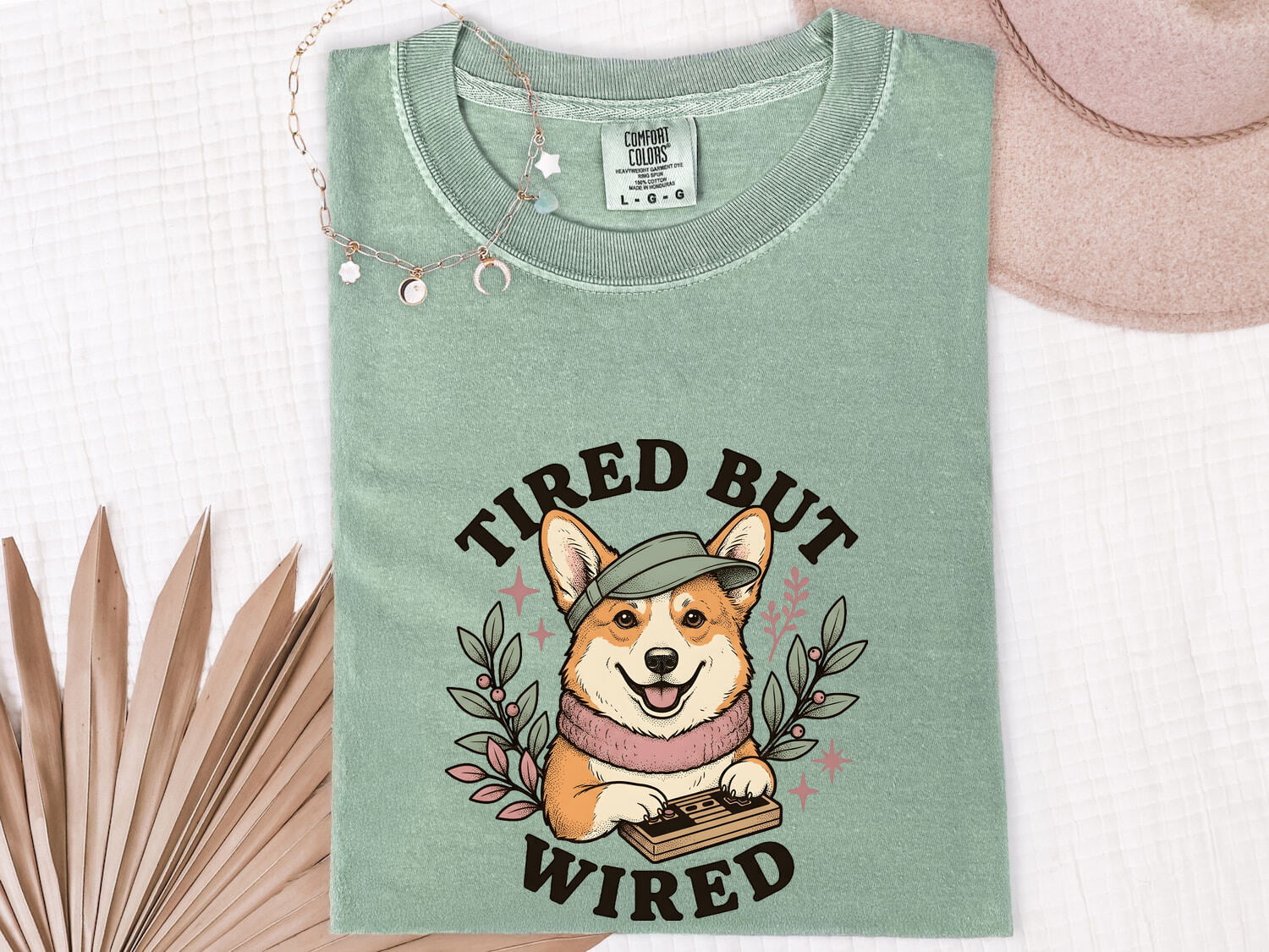 Corgi Shirt for Women – Funny Cartoon Vintage Game Controller Gamer Dog Graphic Tee