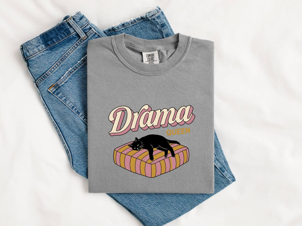 Black Cat Shirt for Women – Nostalgic Retro Humor Striped Throw Pillow Graphic Tee