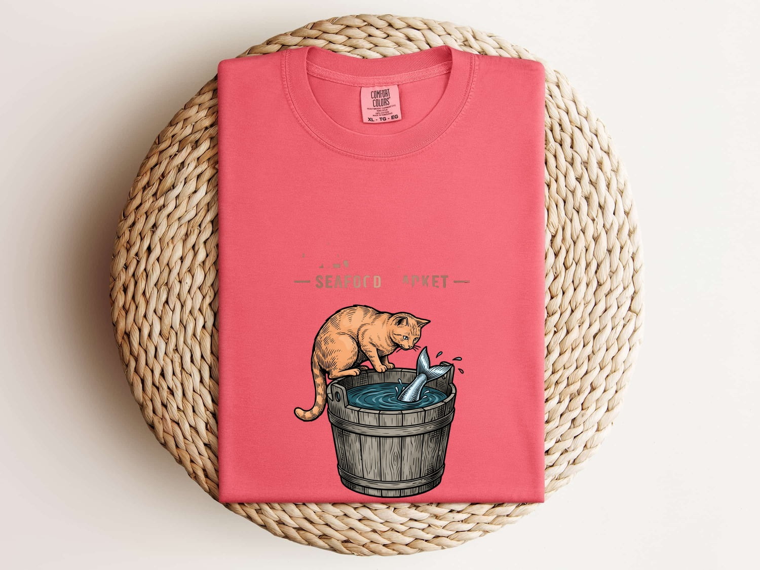 Cat Fish Shirt for Women – Funny Line Art Wooden Tub Feline Graphic Tee