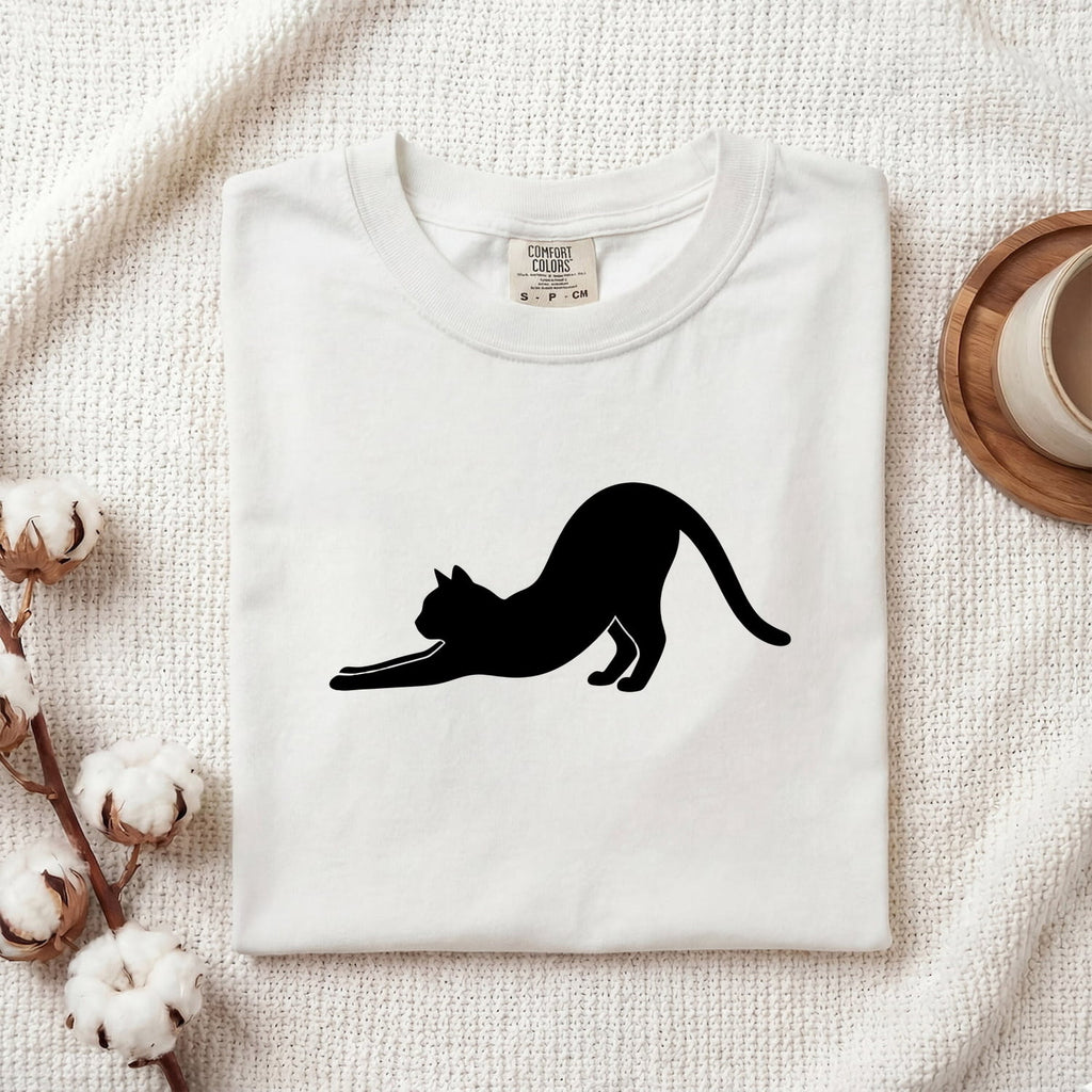 Stretching Cat Shirt for Women – Simple Minimalist Creature Illustration Graphic Tee