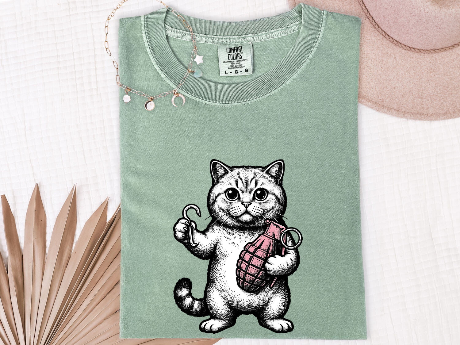 Kitten Shirt for Women – Retro Vintage Humor Sketch Bomb Cartoon Cat Graphic Tee
