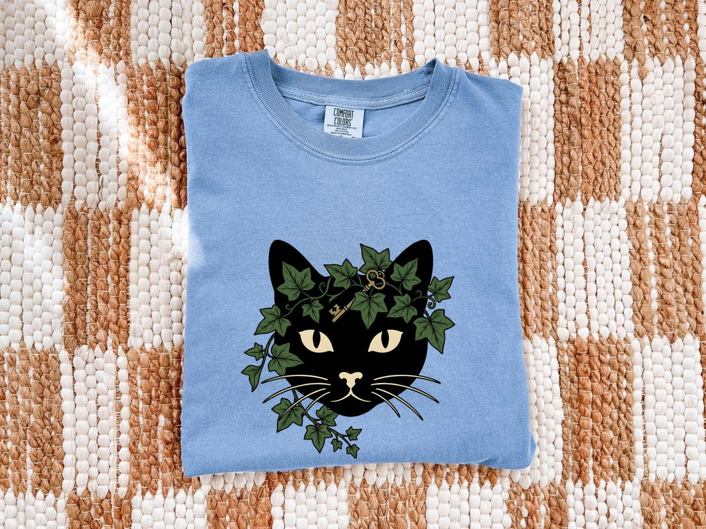Black Cat Shirt for Women – Eco Leaf Art Foliage Ivy Sketch Graphic Tee