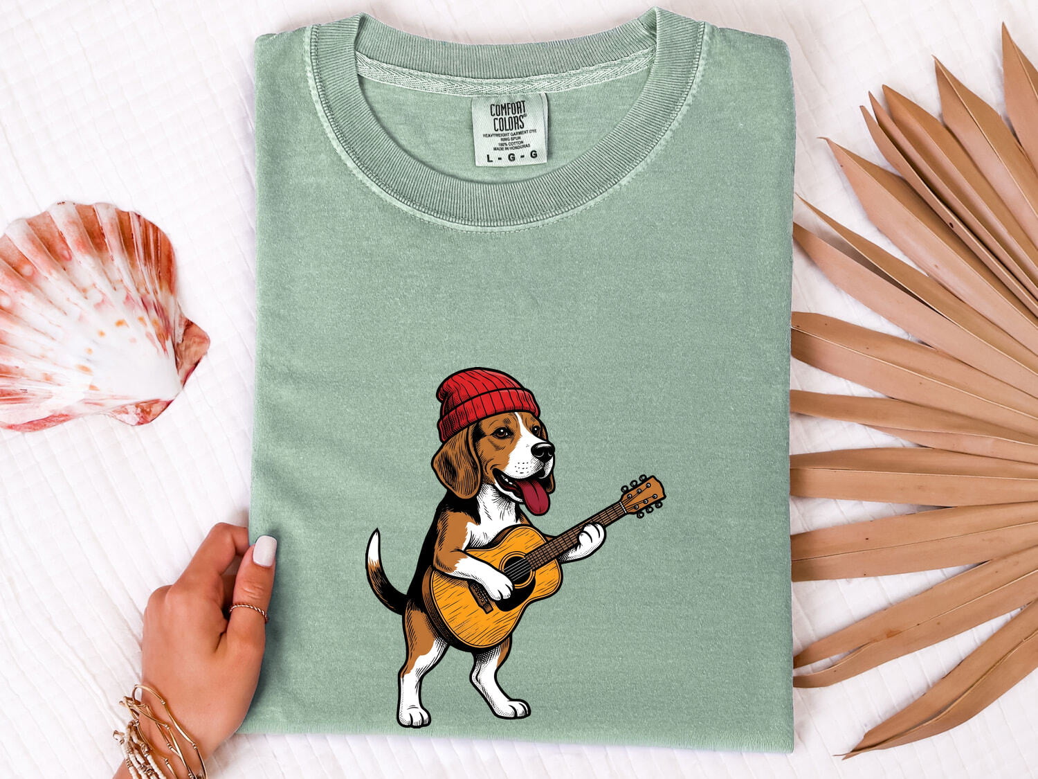 Beagle Shirt for Women – Funny Animated Guitar Classic Cap Cartoon Dog Graphic Tee