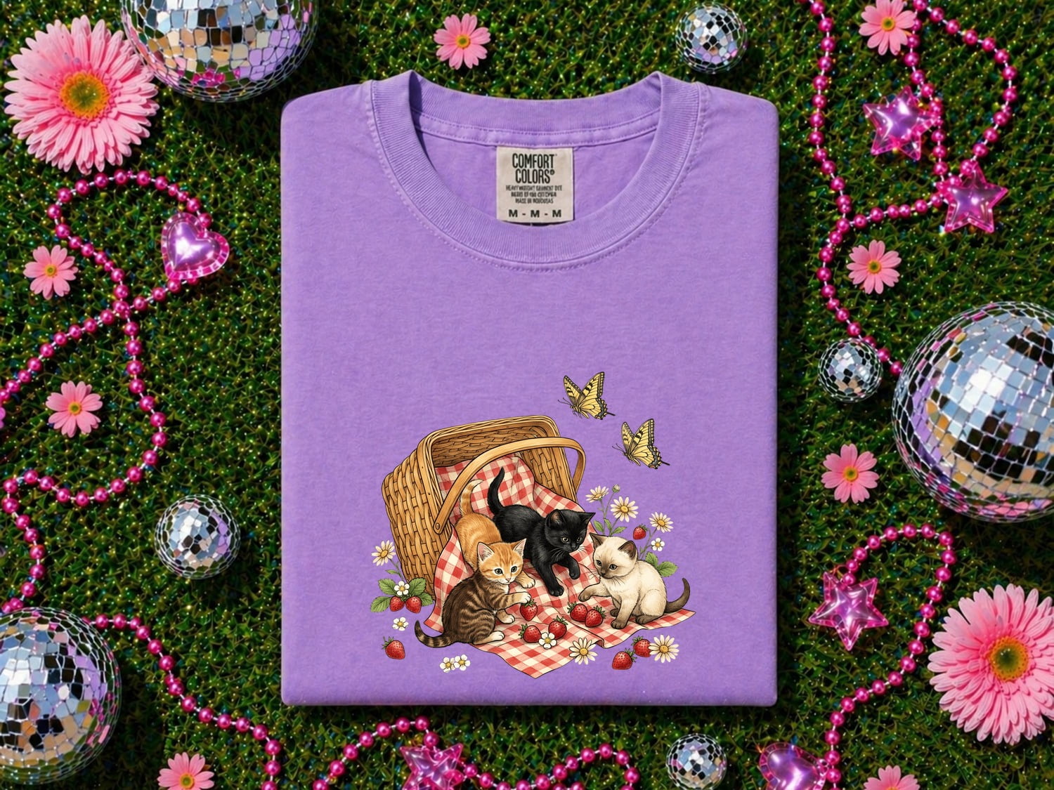 Kitten Picnic Shirt for Women – Hand Drawn Rustic Country Line Art Cat Graphic Tee