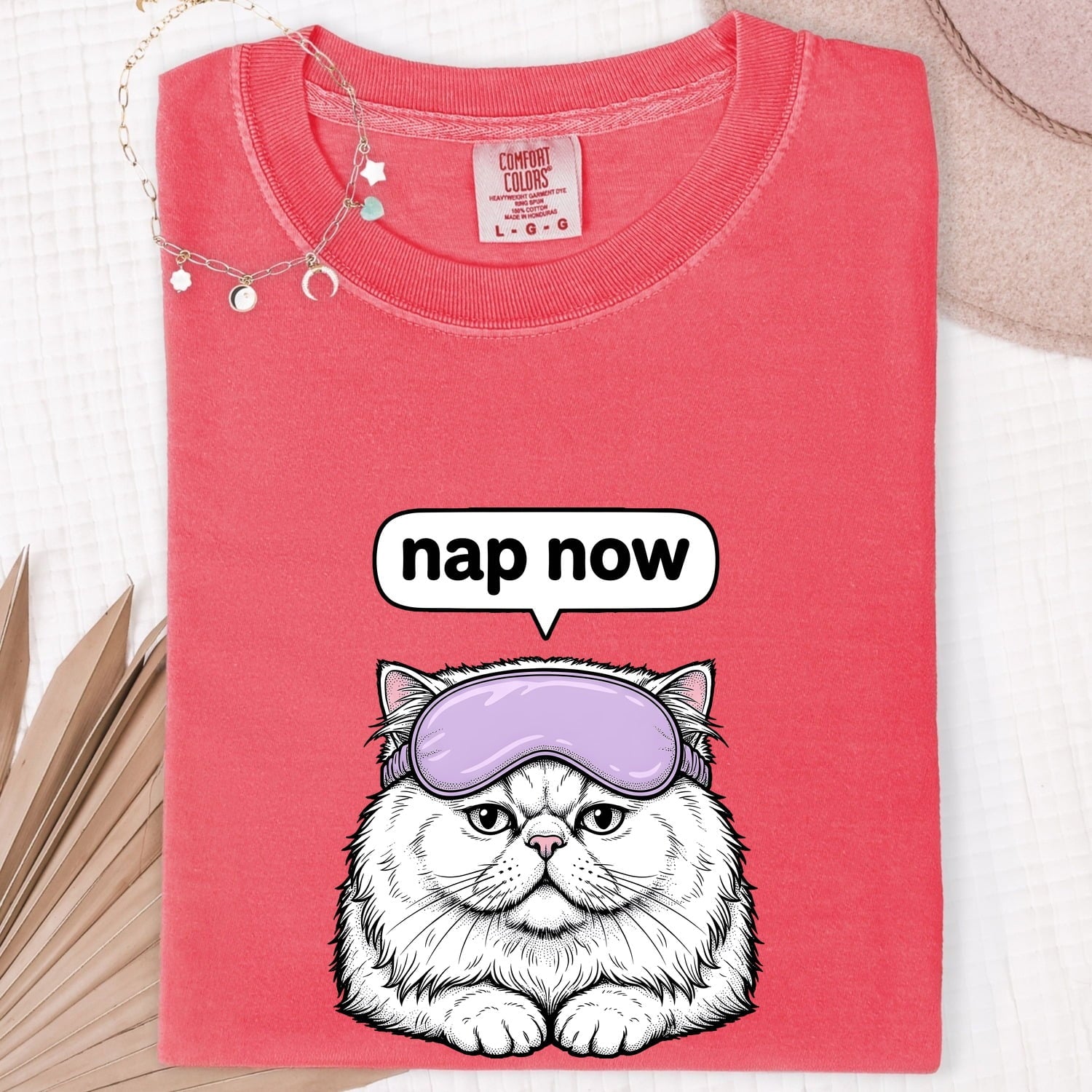 Persian Cat Shirt for Women – Funny Chibi Cartoon Eye Mask Sketch Graphic Tee