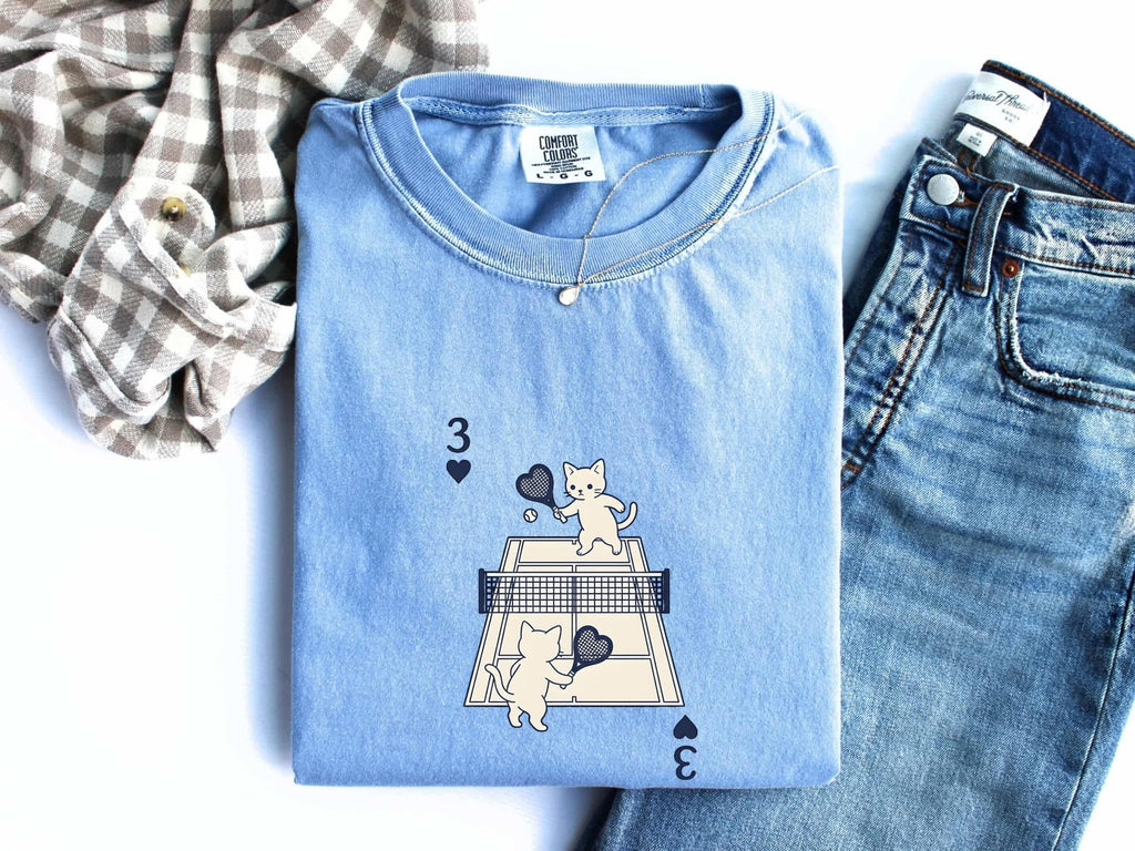 Tennis Cat Shirt for Women – Kawaii Minimalist Athletic Heart Feline Graphic Tee