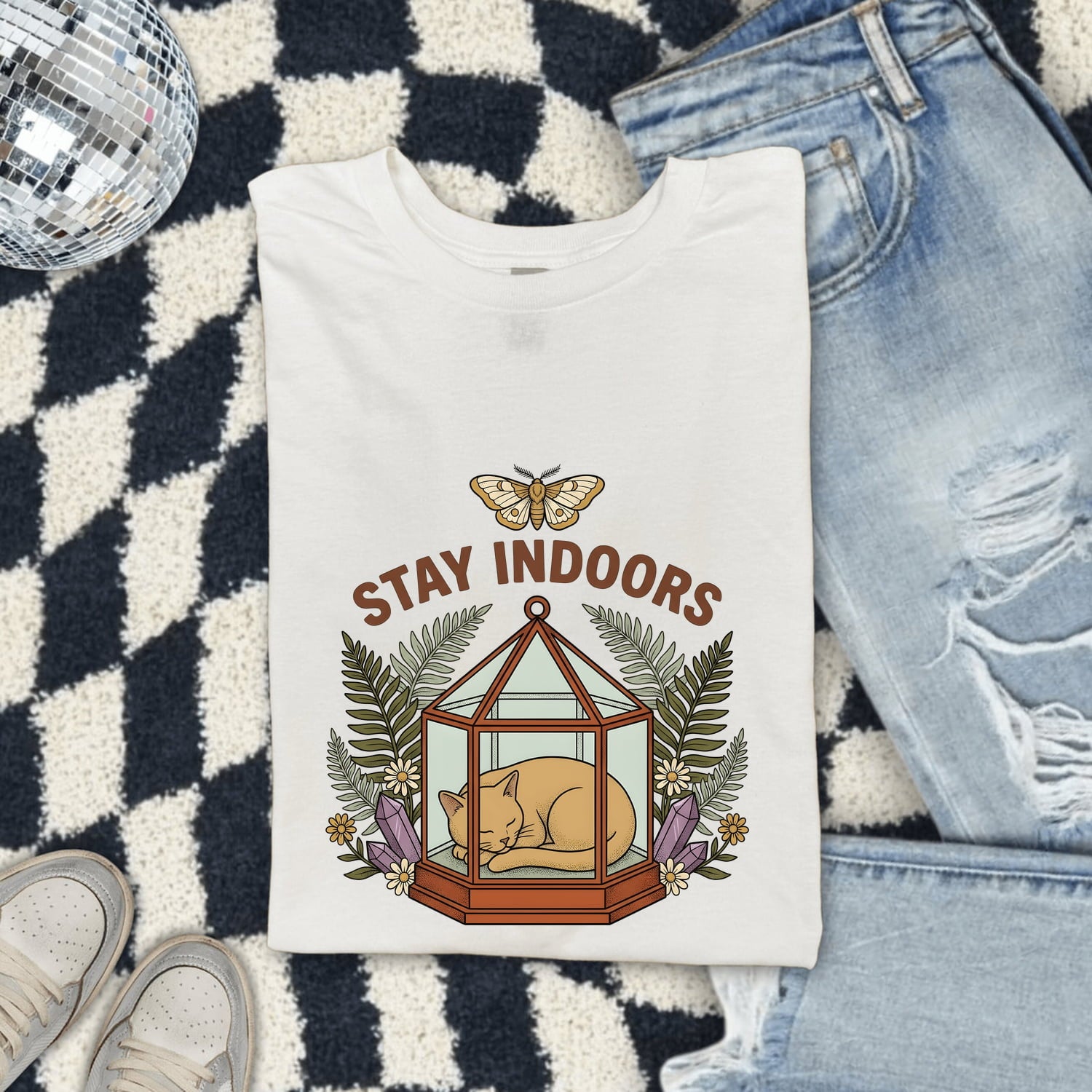 Napping Kitten Shirt for Women – Boho Retro Glass Garden Nature Graphic Tee