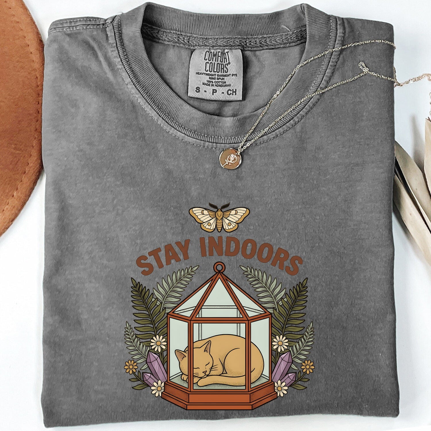 Napping Kitten Shirt for Women – Boho Retro Glass Garden Nature Graphic Tee