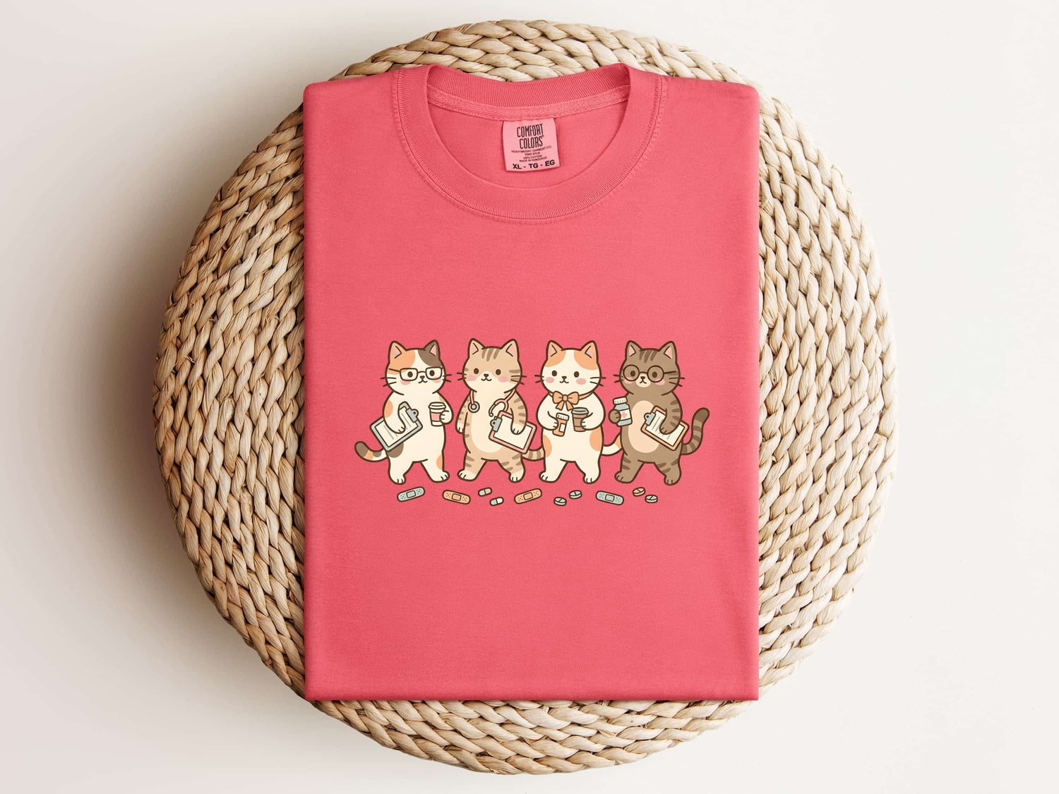 Nurse Cat Shirt for Women – Kawaii Pastel Clipboard Cute Creatures Graphic Tee