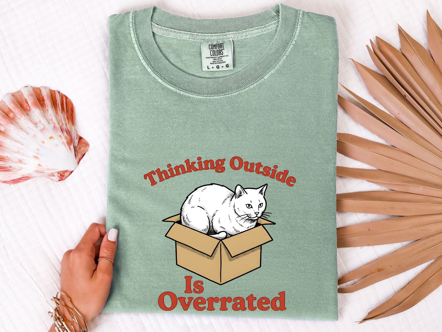 Cat Box Shirt for Women – Funny Vintage Hand Drawn Cardboard Box Graphic Tee