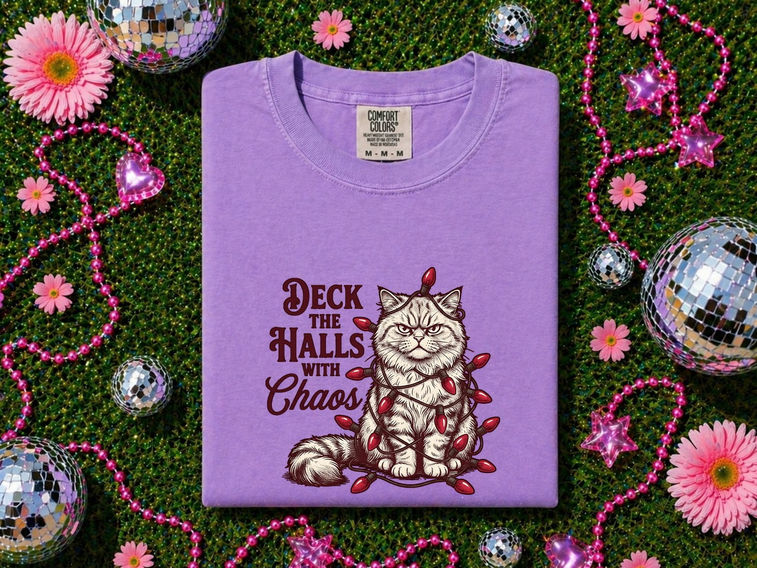 Christmas Grumpy Cat Shirt for Women – Vintage Hand Drawn Holiday Lights Graphic Tee